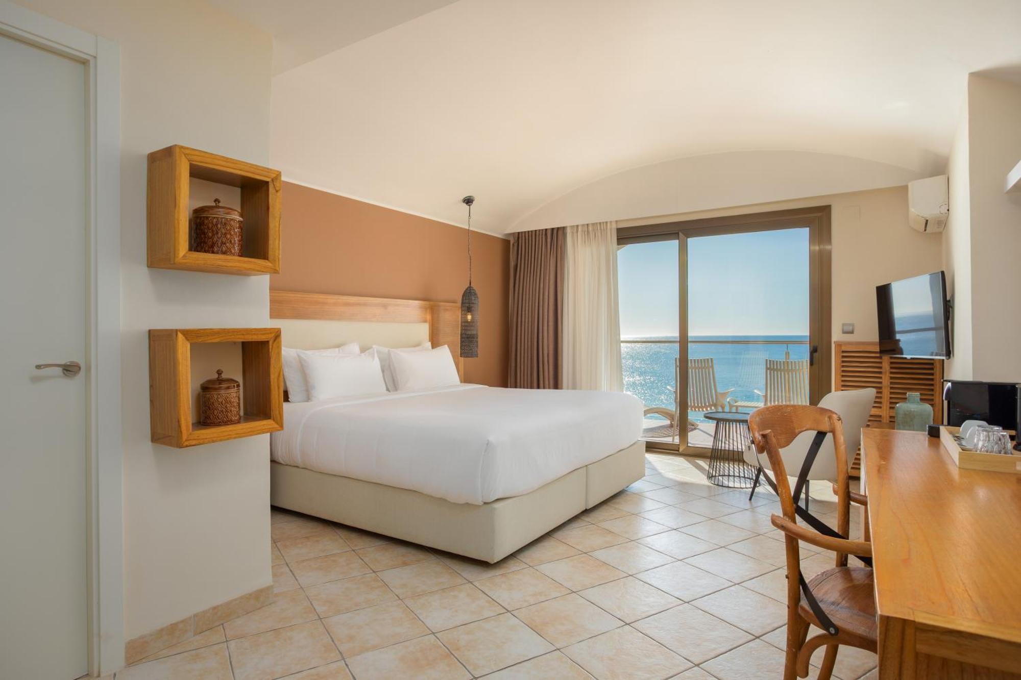 Quadruple Room Sea View,1771735004:JPEG